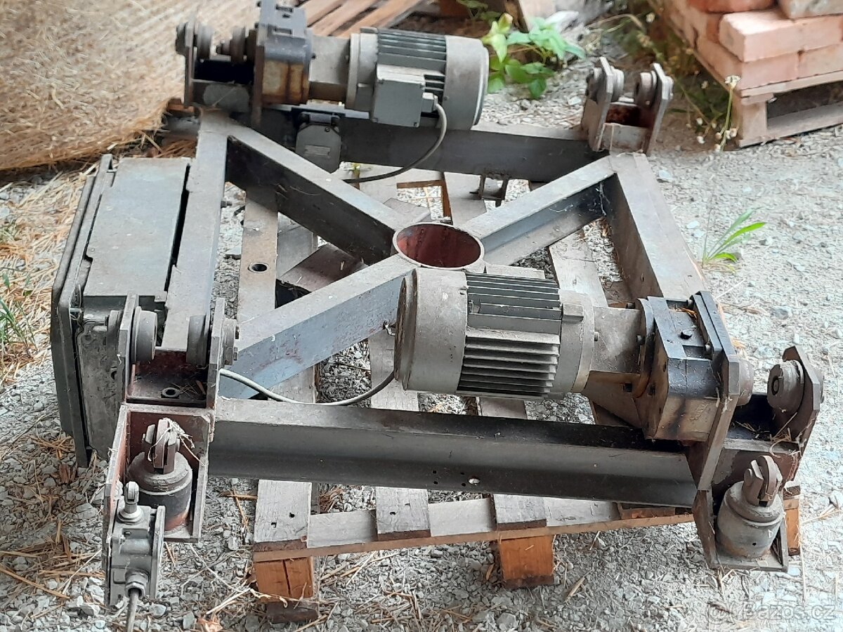 Posuv pod kočku - 2
