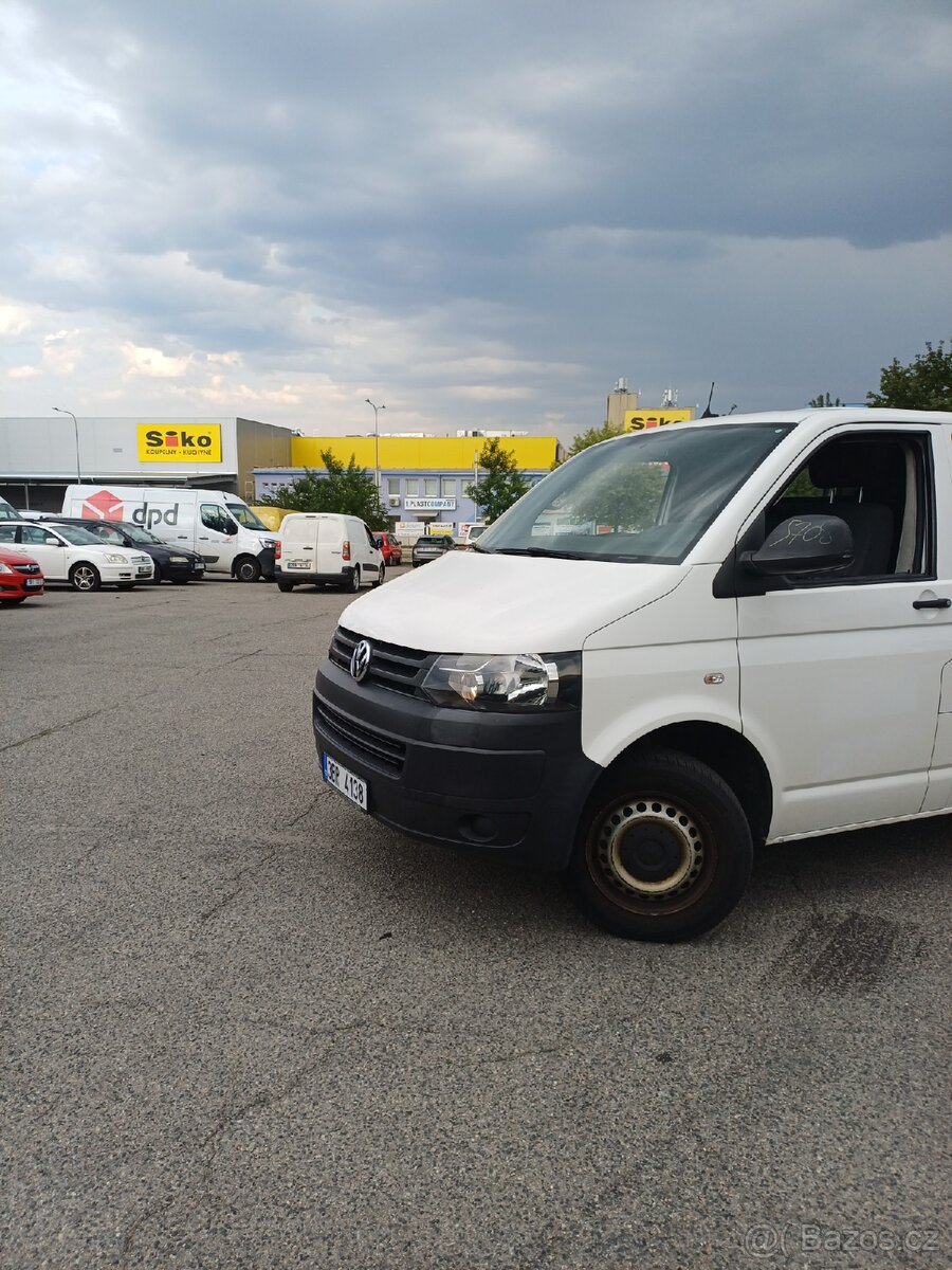 Prodávám auto volkswagen transporter - 2