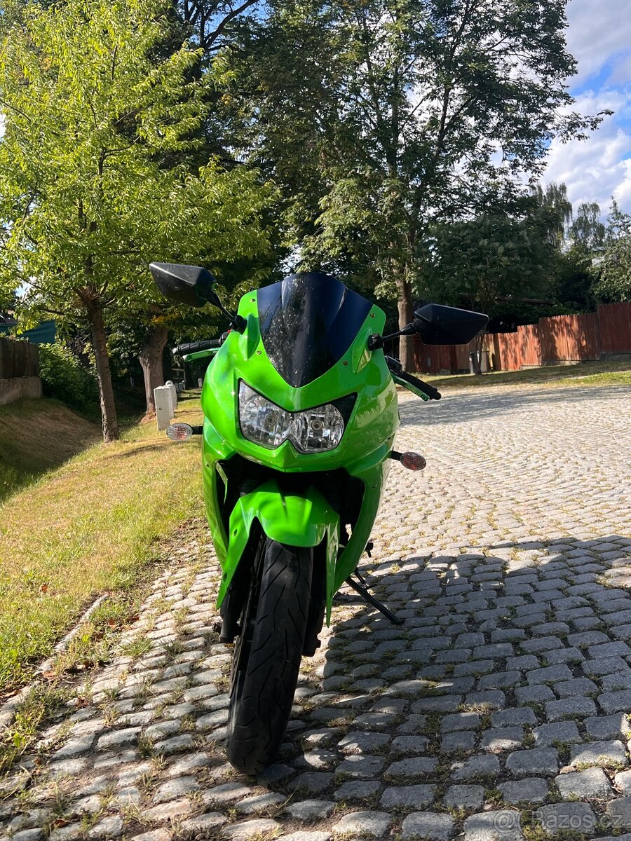Kawasaki ninja 250R - 2