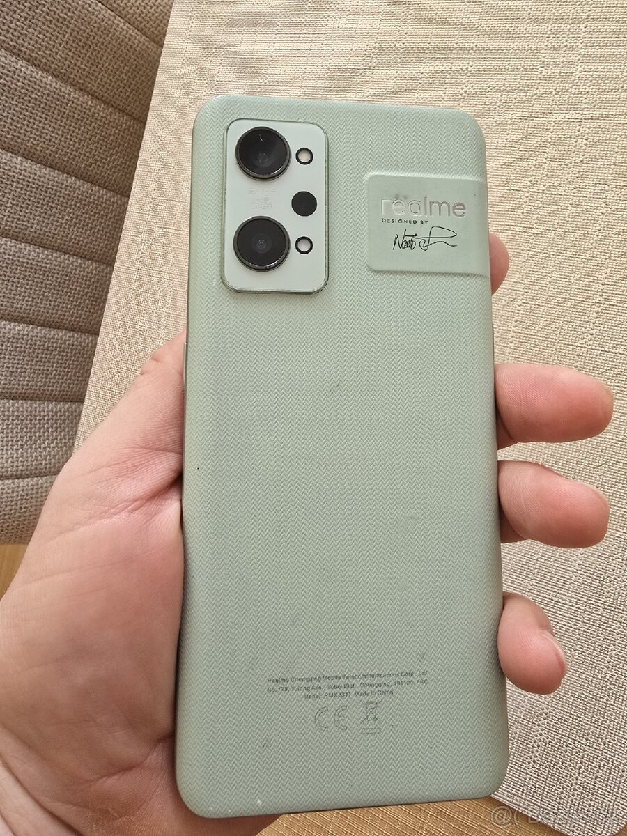 Realme 2gt 5g: oprava - 2