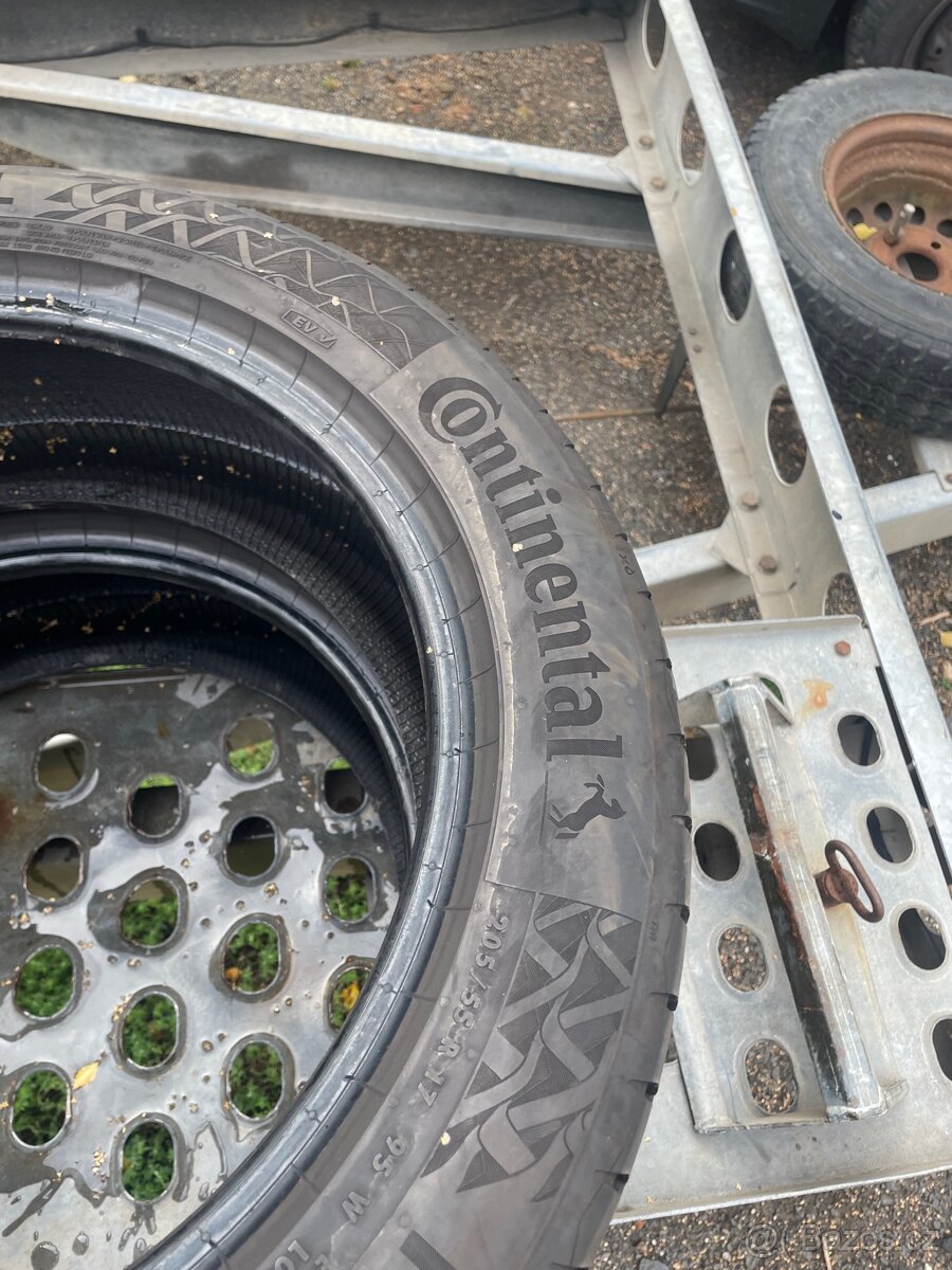 2x letní 205/55/17 Continental - 2