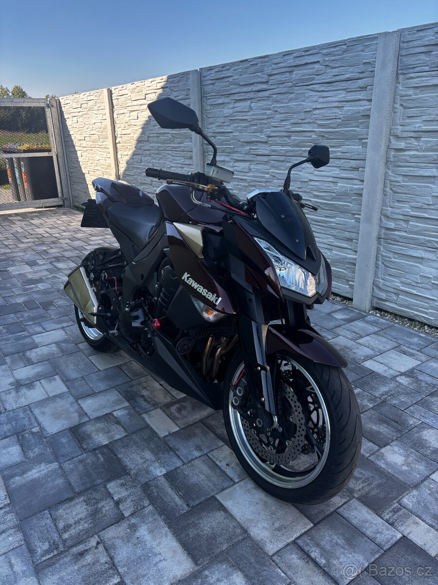 Kawasaki Z1000 - 2