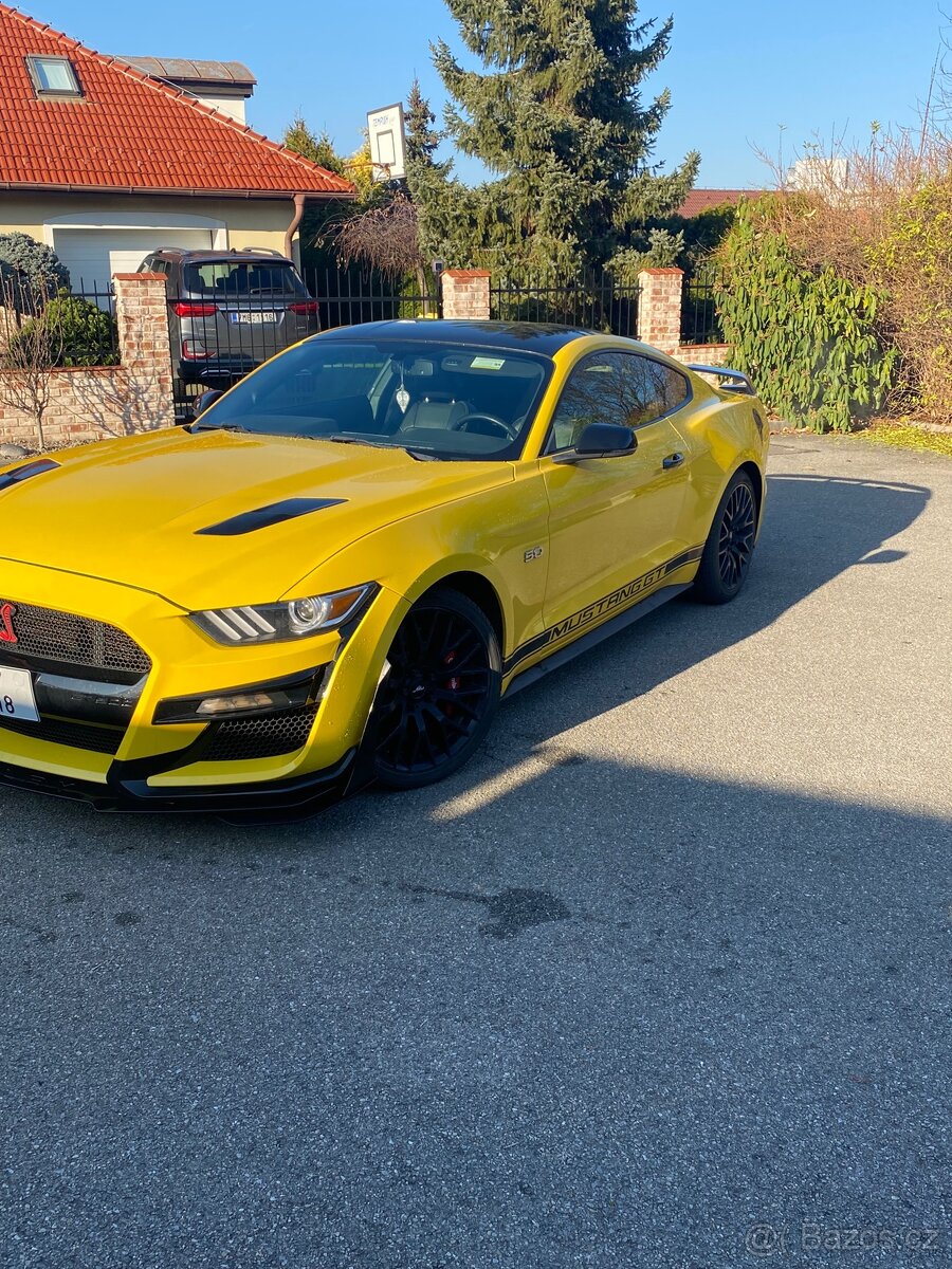 Ford mustang GT - 2