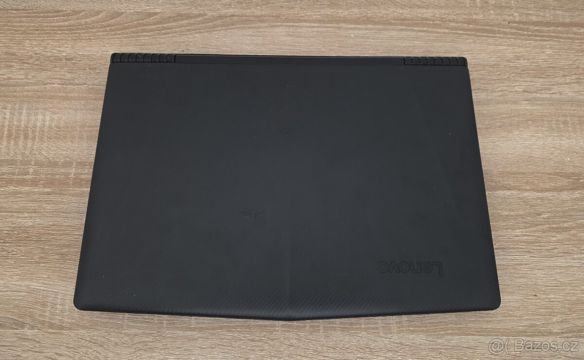 Lenovo Legion Y520 (i5-7300HQ, 16 GB RAM, GTX 1050) - 2