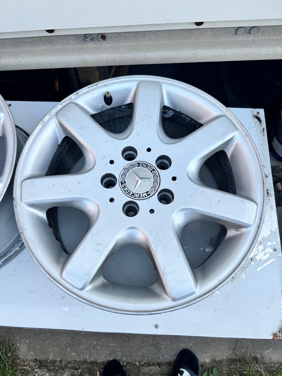 Elektrony Mercedes Benz - 2