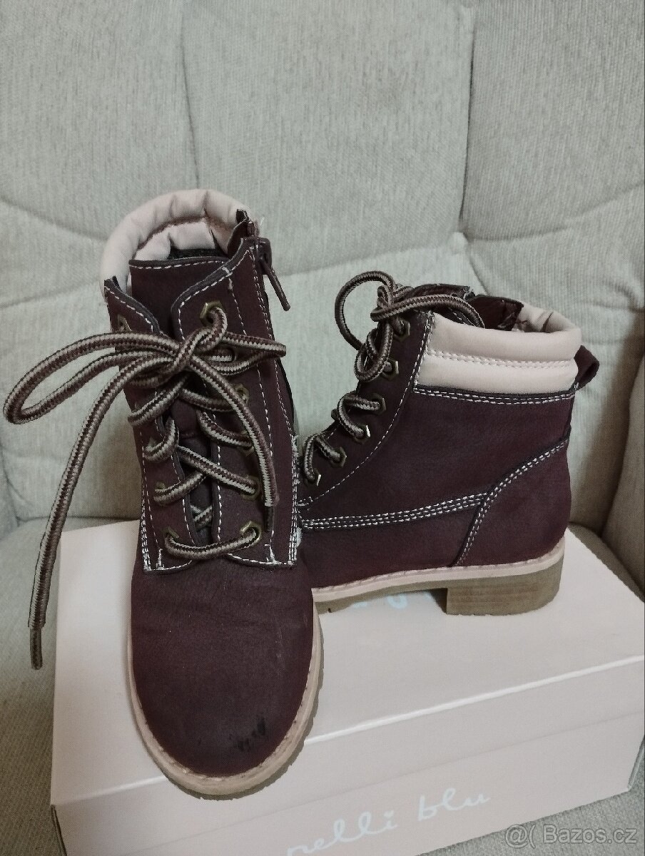 Dívčí kozačky vel. 28 - 2