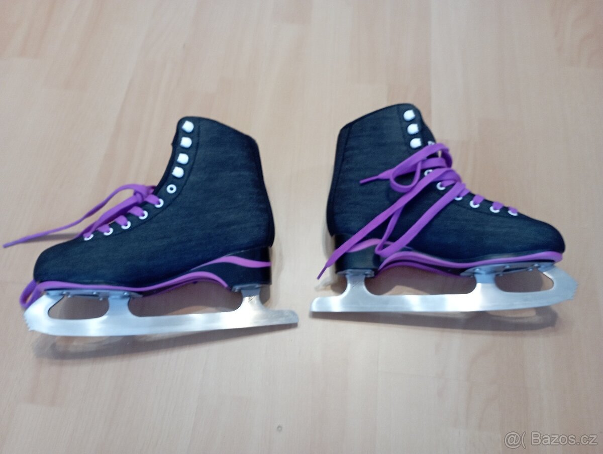 Lední brusle Crowned Rosie, velikost 37/38 - 2