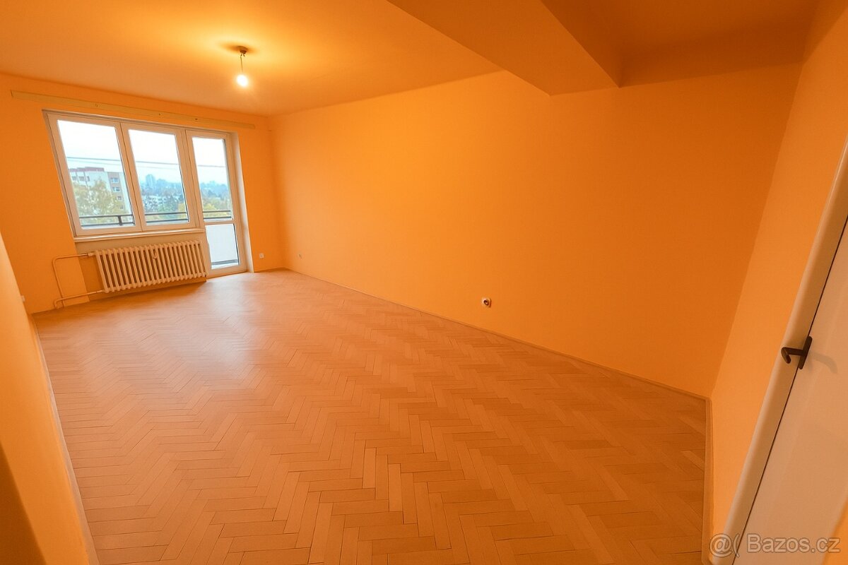 Prodej bytu 2+1 (58 m²) s balkonem, Karviná – Hranice - 2