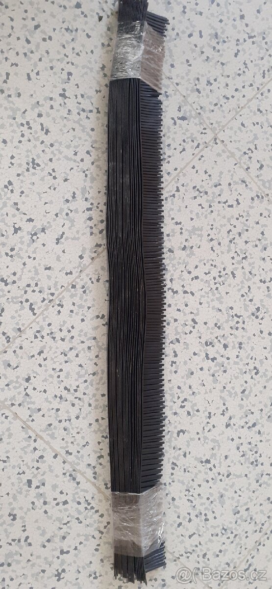 Větrací mřížka černá - 2