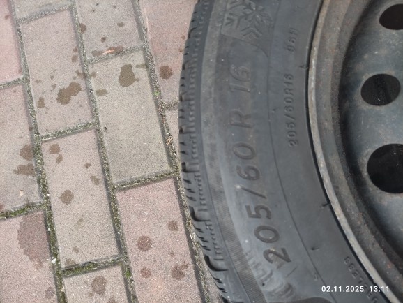 205/60R16 - 2