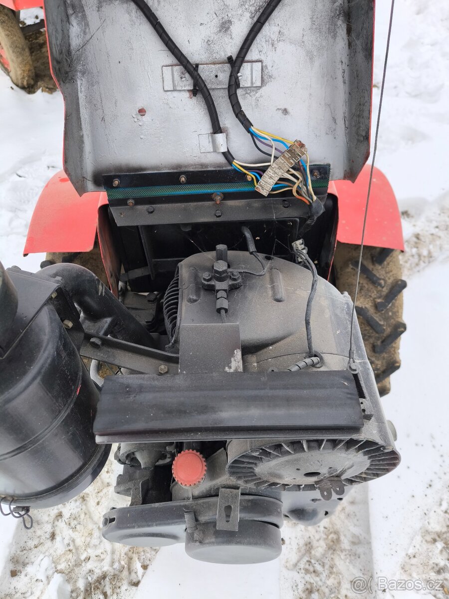 Malotraktor Tz-4k-14 Slávia 4x4 - 2