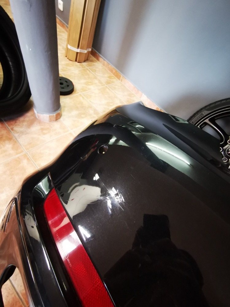 ZADNÍ NARAZNÍK BMW 7 F01 - 2