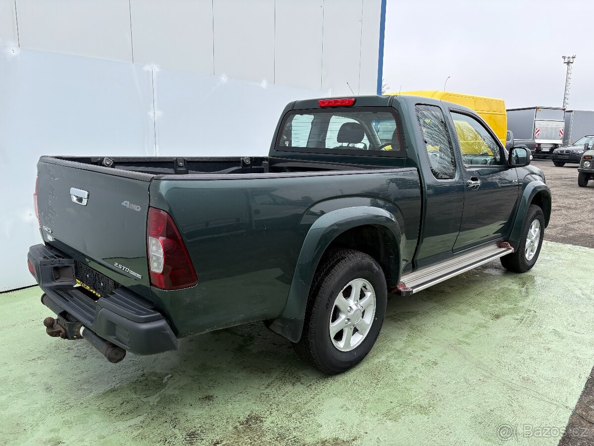 Isuzu D-Max 2.5, 100kW, 4x4, Tažné - 2