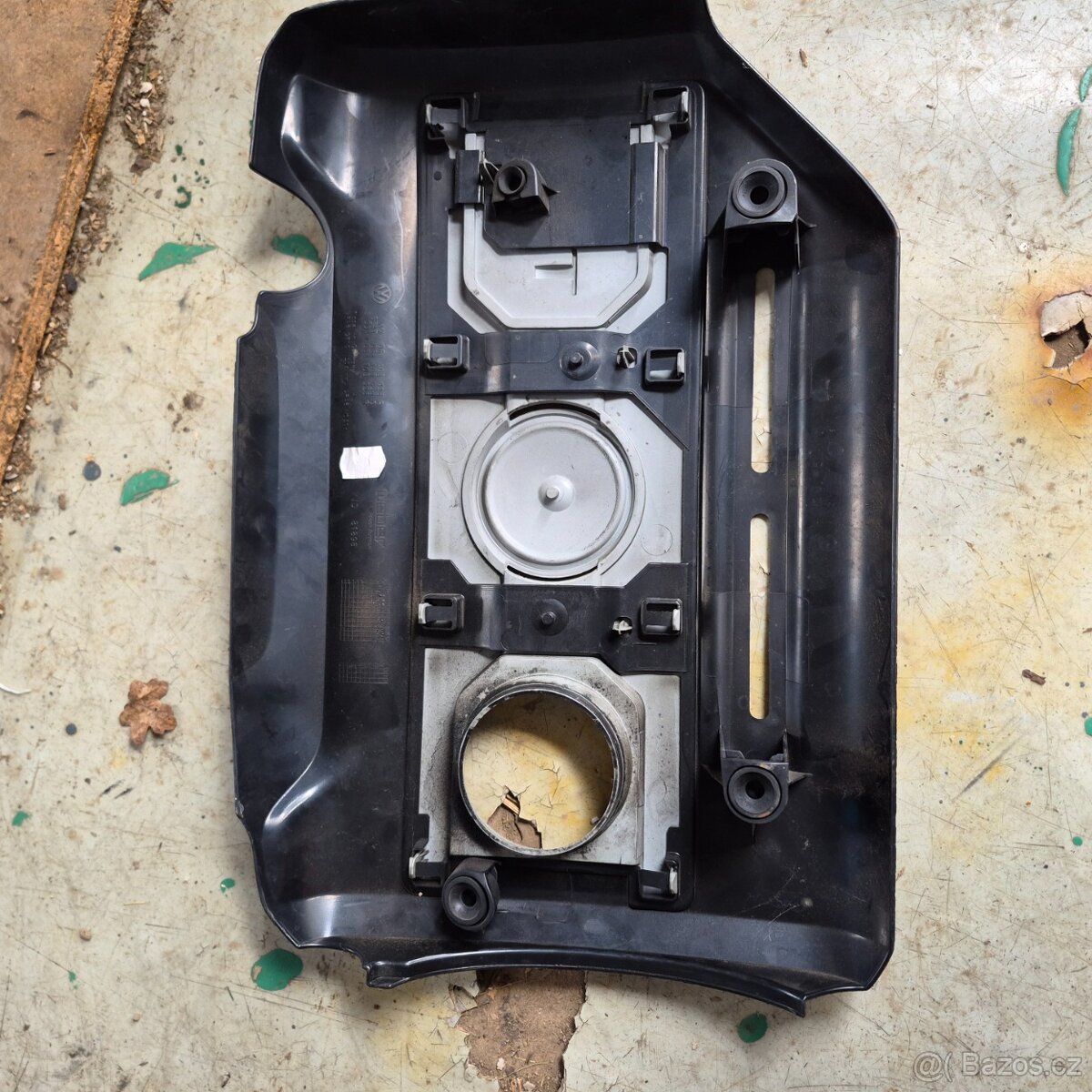 Kryt motoru - 2