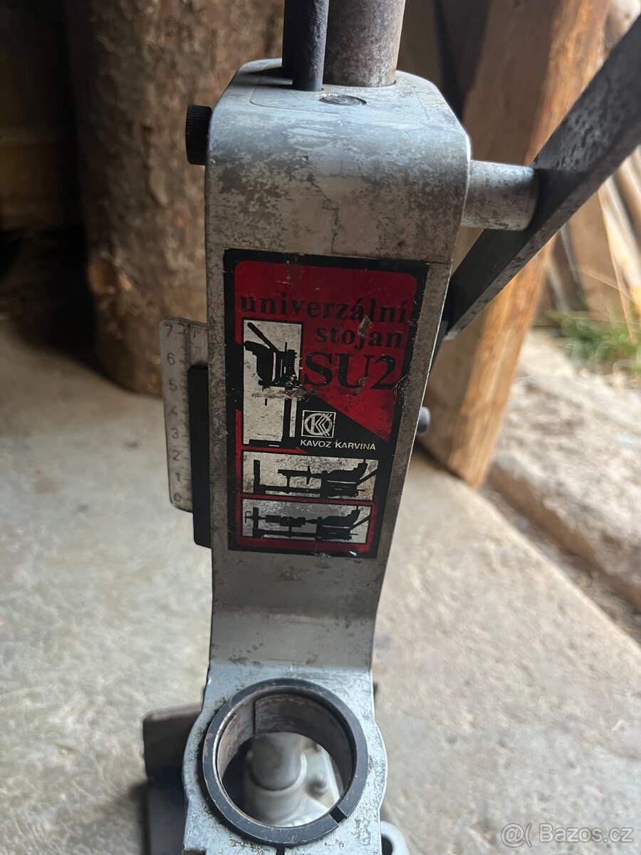 retro stolní držák vrtačky - 2