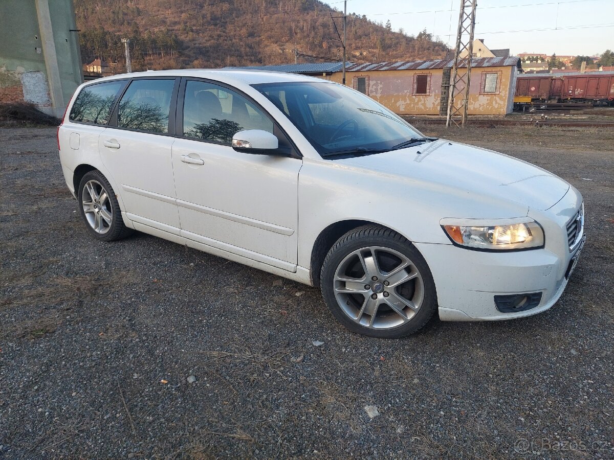 Volvo V50 2009 - 2