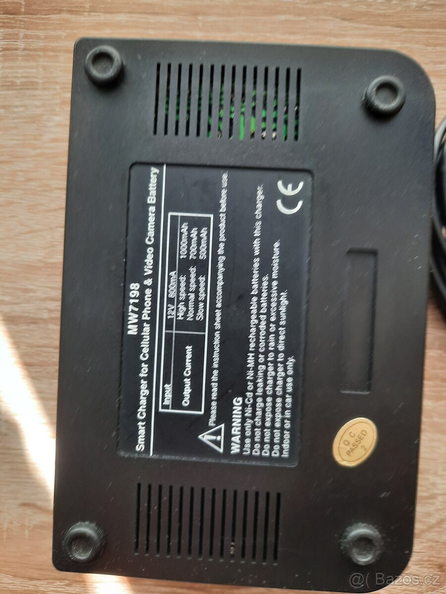 Prodám nabiječku MW7198 + baterie - 2