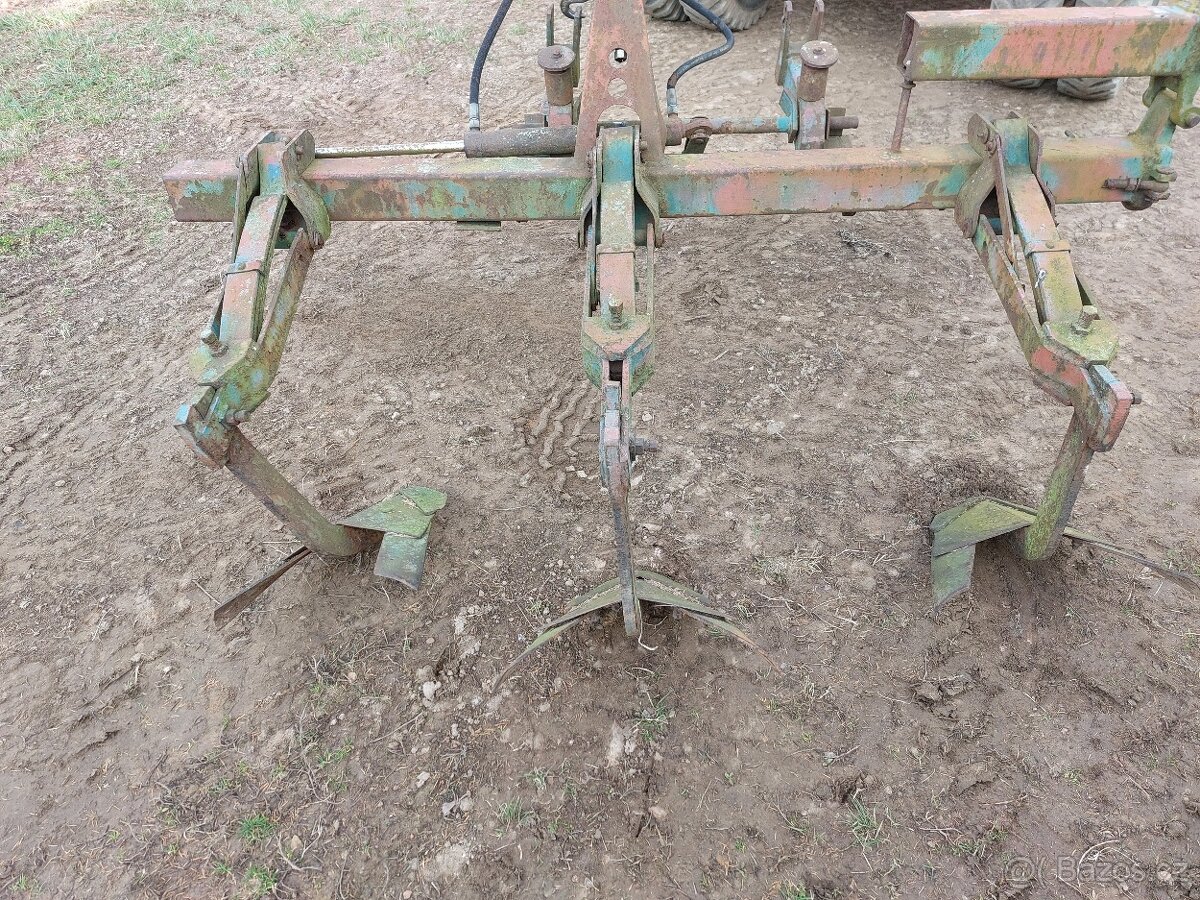 Proorávač brambor,hrobkovač PK3-009 - 2