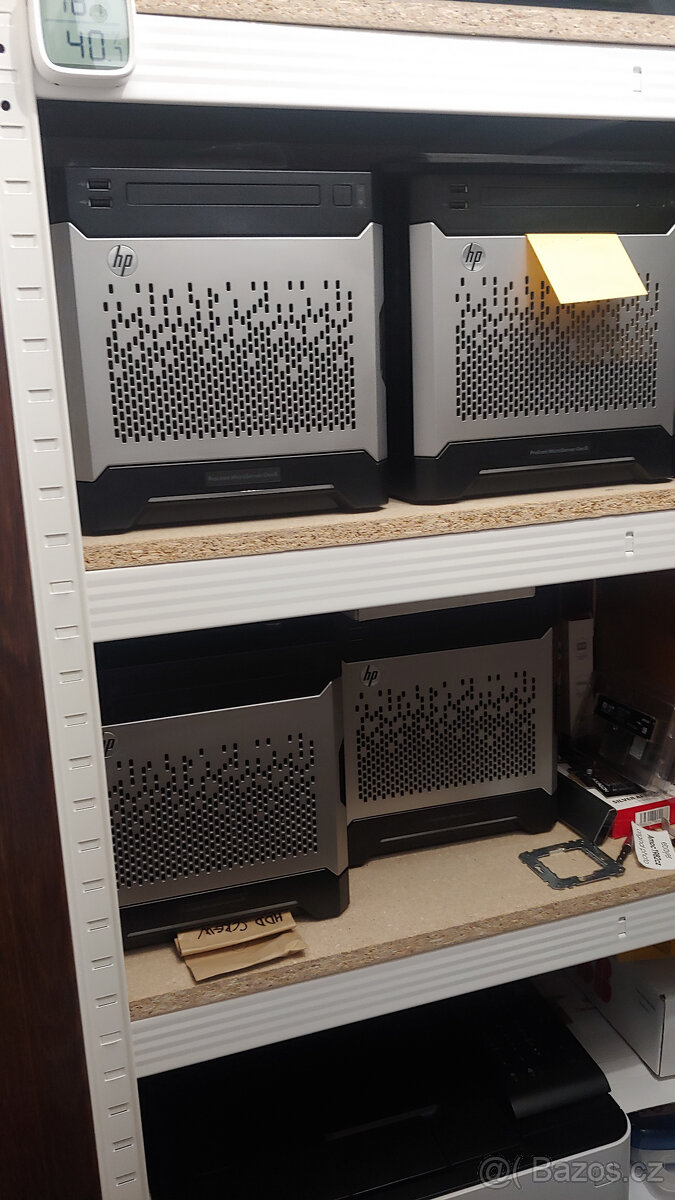 HP ProLiant MicroServer Gen8 (819185-421) G1610T 4GB bez OS - 2