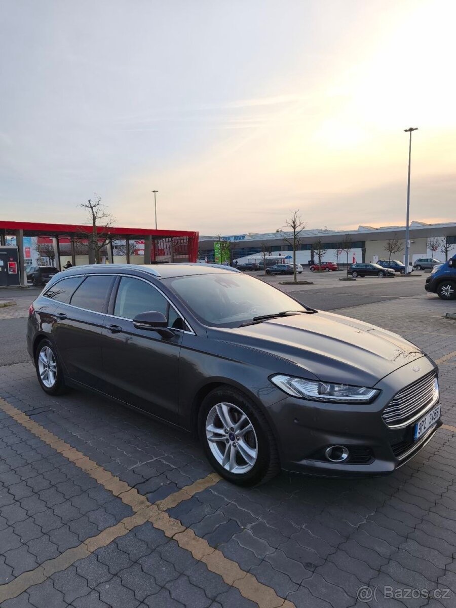 Ford Mondeo mk5 - 2