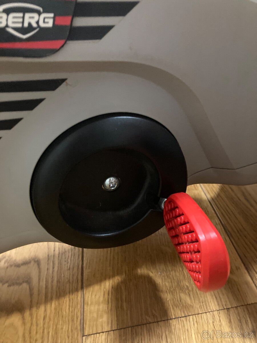 Odrážedlo šlapadlo Berg - 2