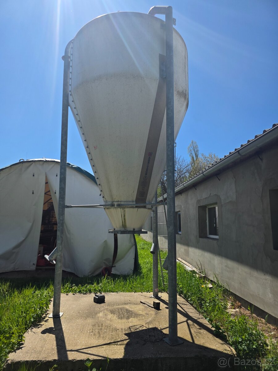 Laminátové silo - 2