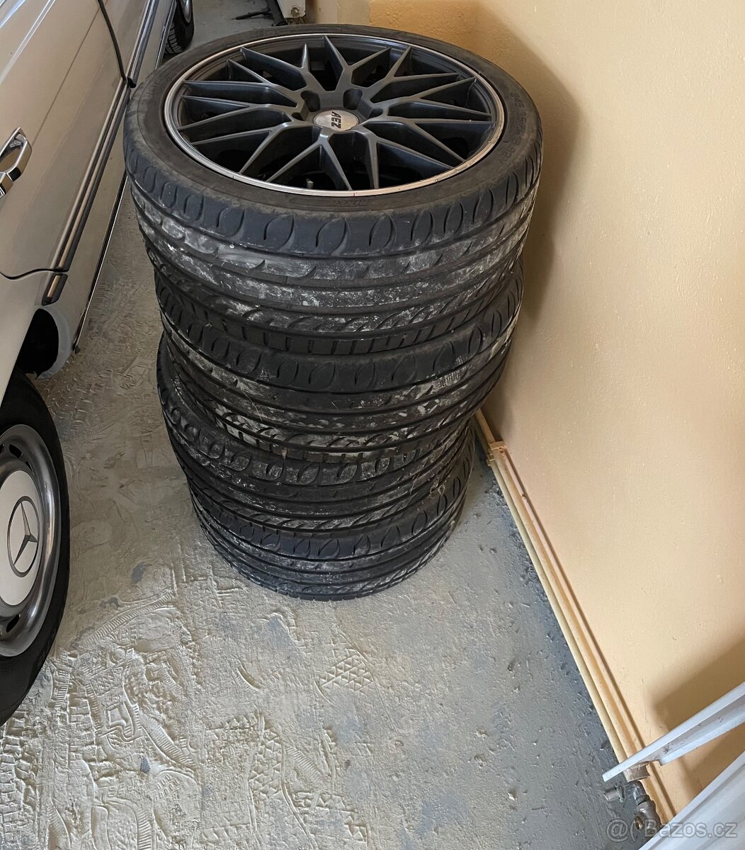 ALU Kola s pneu AEZ 18 - 2