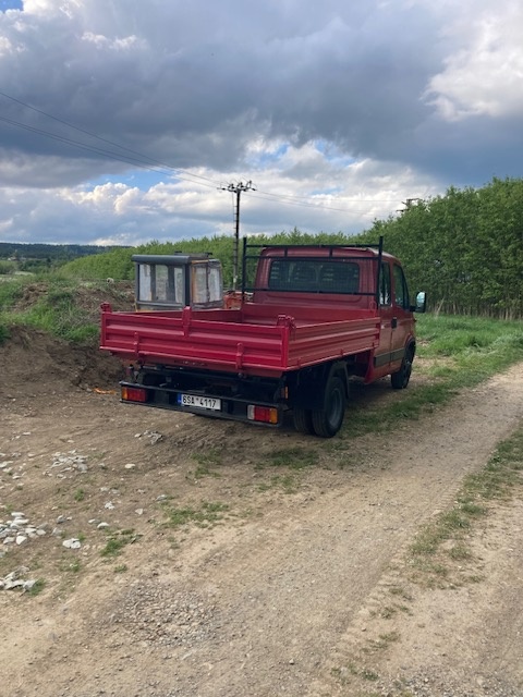 IVECO Sklápěč třístranný do 3.5t - 2