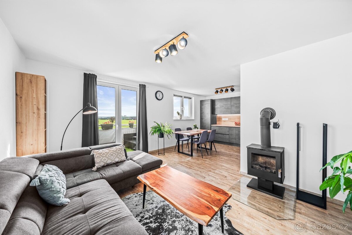 Prodej bytu 4+kk 82 m² Vejprnice - Plzeň - 2