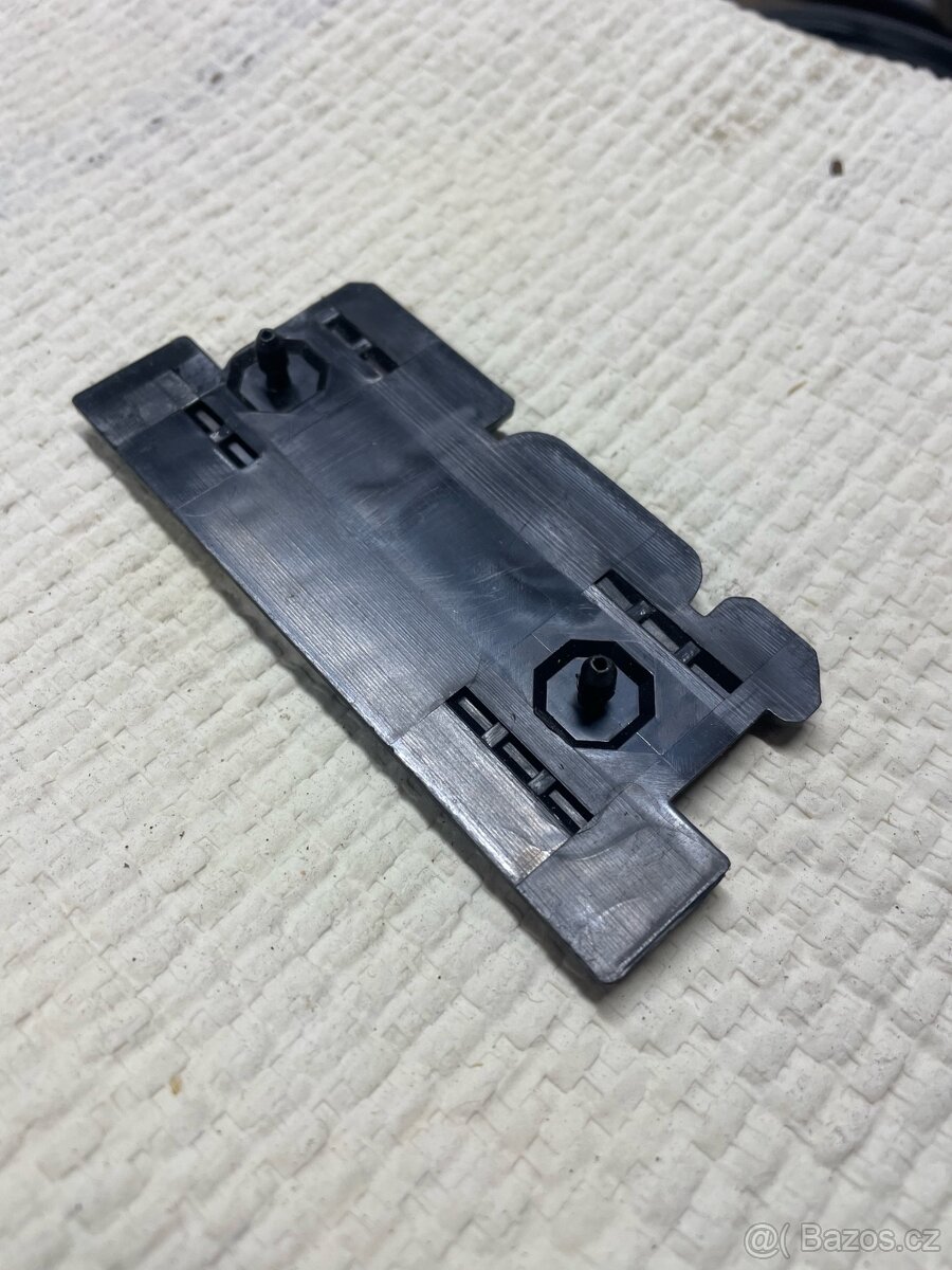 Škoda Rapid 135 - nový zadní nápis - 2