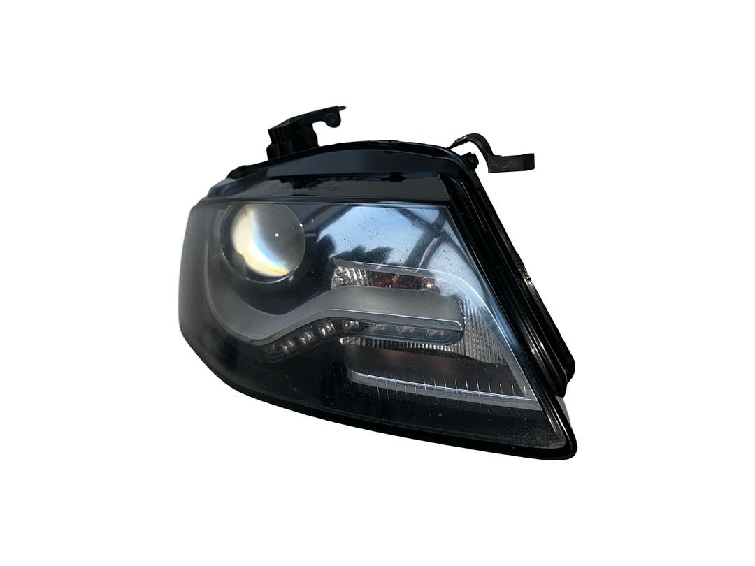 Pravý bixenon 8K0941004P Audi S4 B8 8K r.v. 2011 - 2