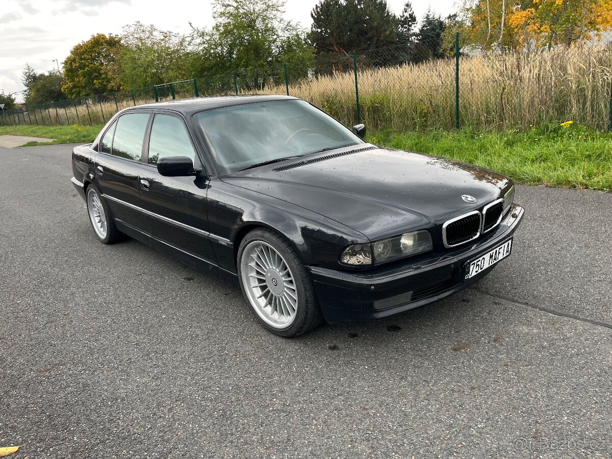 Bmw e38 750iL V12 240kw rok 1996 - 2