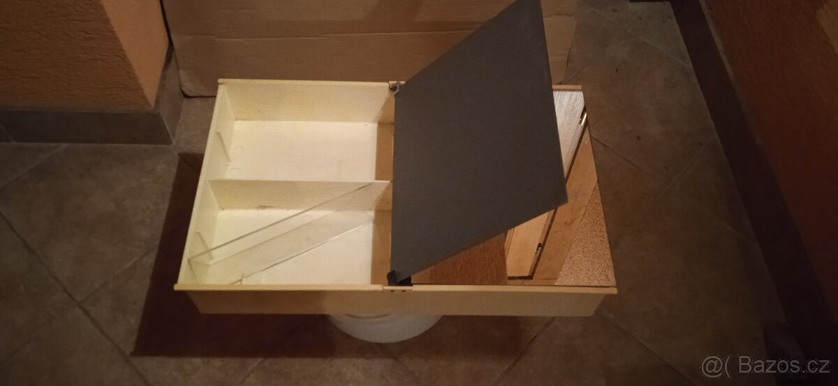 Prodám koupelnovou skříňku - 2