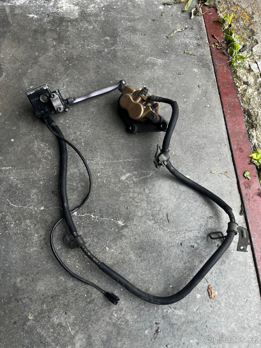 YAMAHA MAJESTY 250 přední brzda komplet - 2