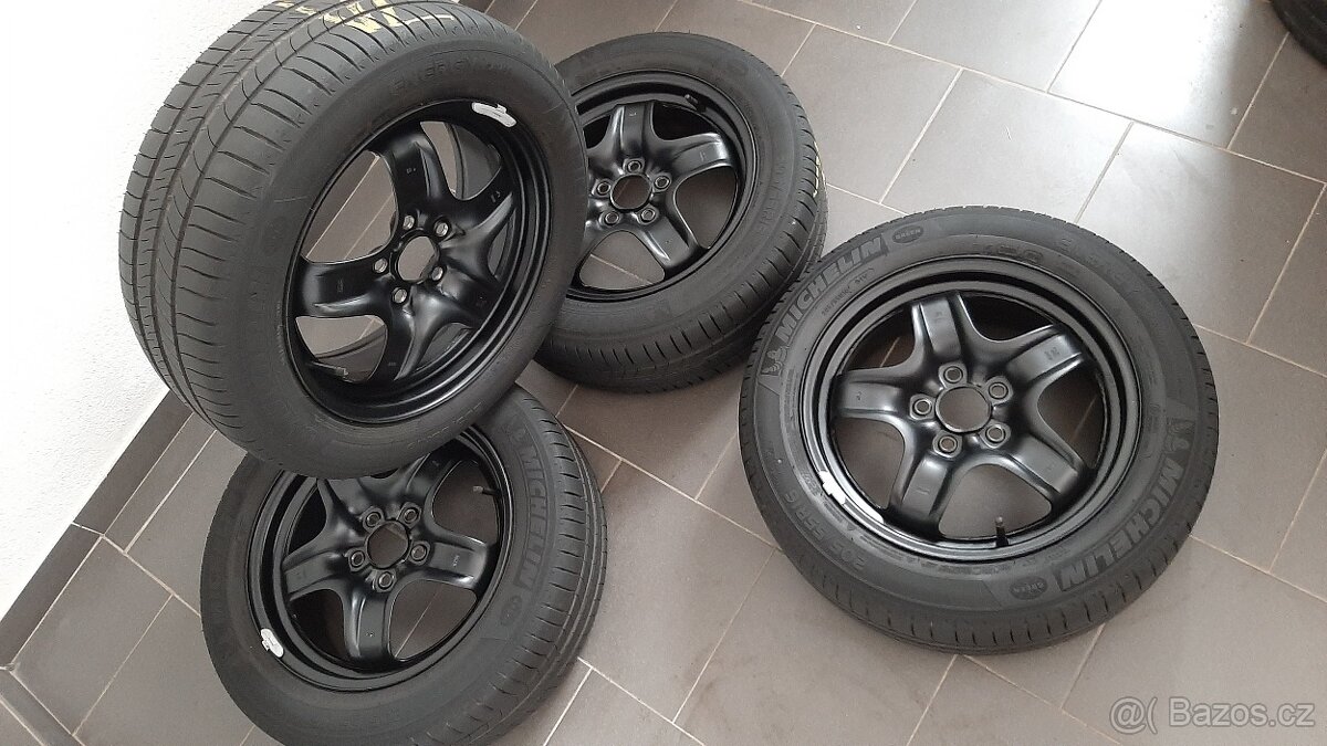 Disky-pneumatiky Ford Focus II - 6/5Jx16 ET-47,5 - 2