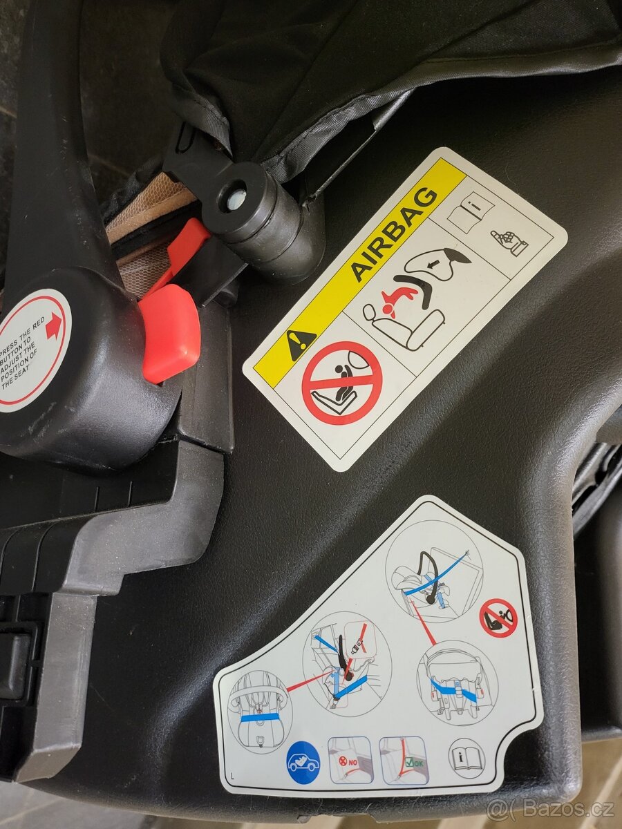autosedačka pro miminko, černá barva se stříškou - 2