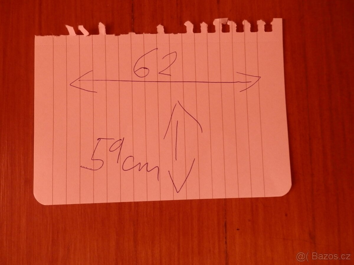 Výklopný stolek. - 2