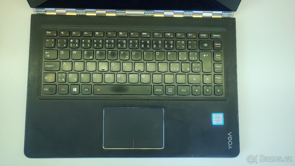 Lenovo Yoga 900-13ISK - 2