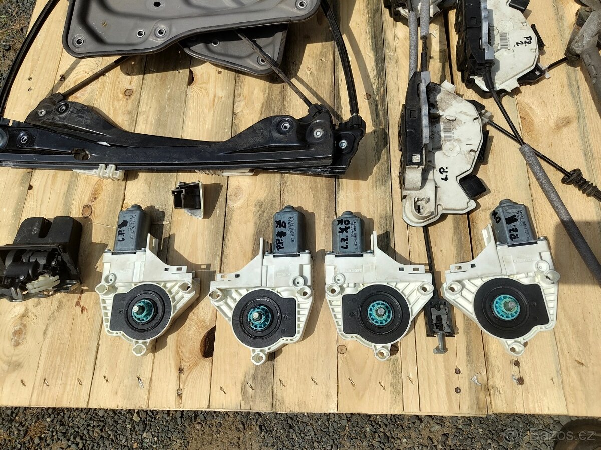 Díly dveří Superb II - 2