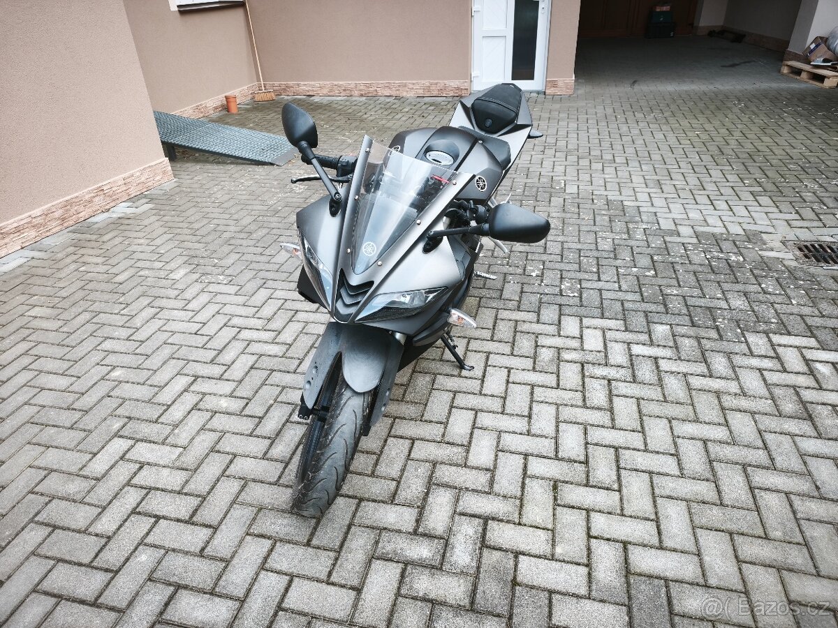 Yamaha YZF-R125 2016 - 2