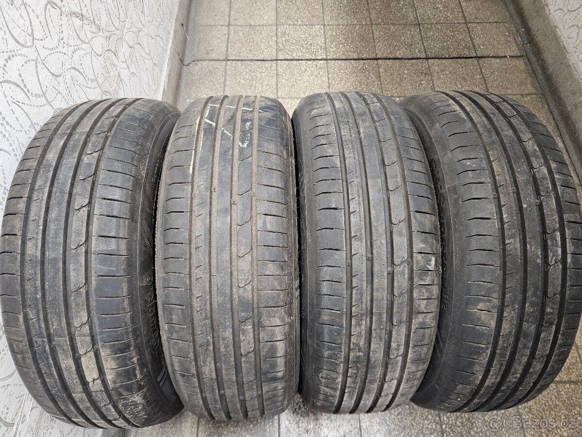 205/60 R16 - 2