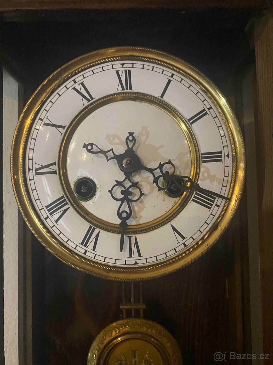 Reprezentativní starožitné nástěnné hodiny - 2