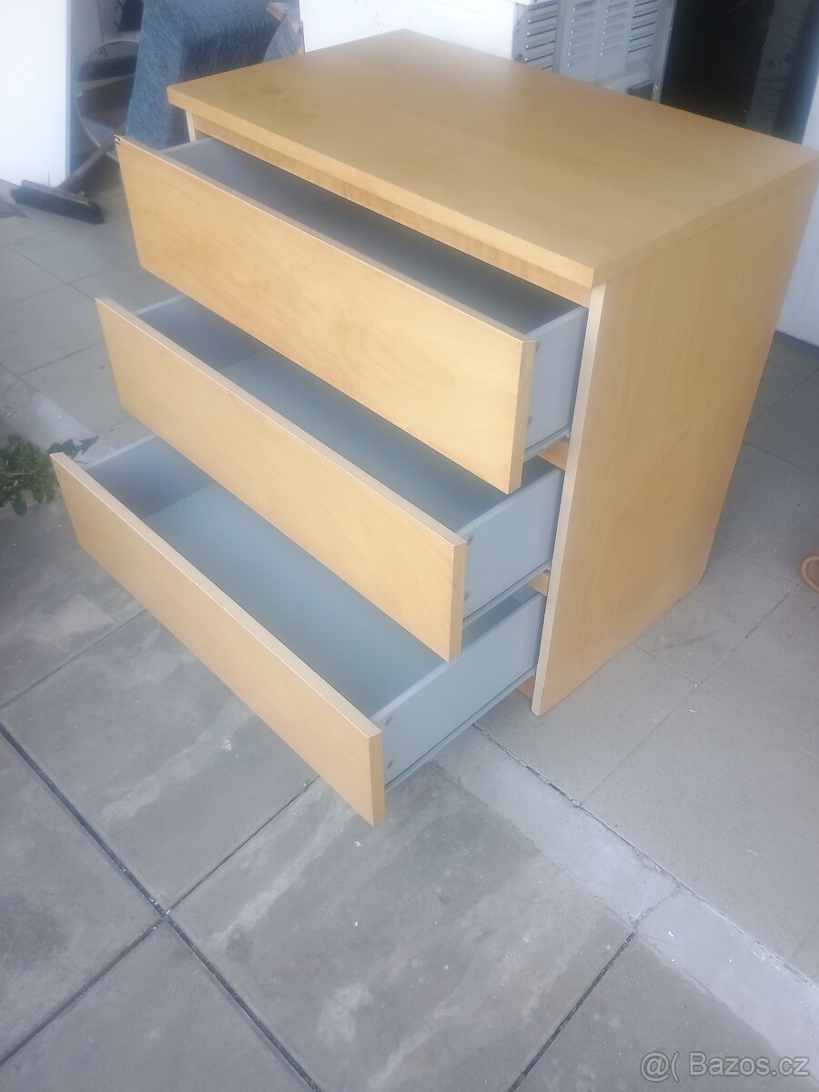 Prodám komodu Ikea Malm, 50h80s78v - 2