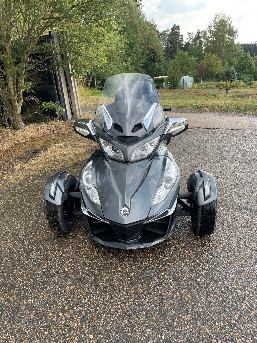 Can-am Spyder RT - 2