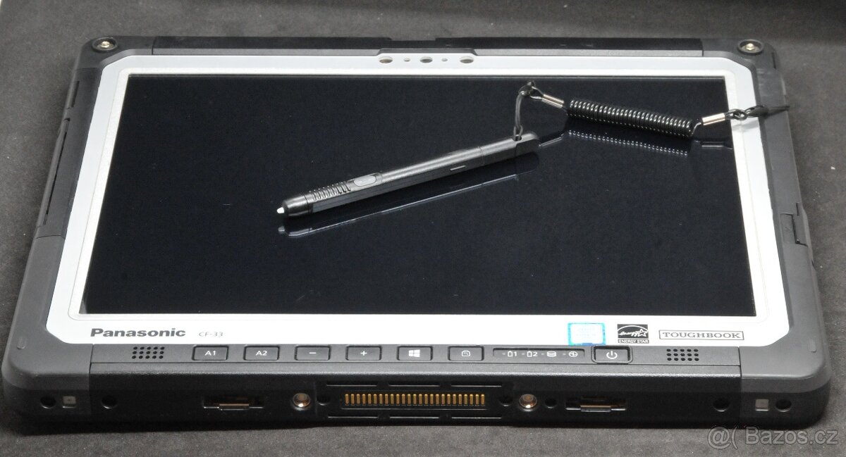 Velký průmyslový tablet Panasonic Toughbook CF-33 - 2