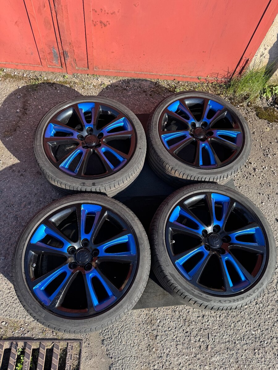 Alu Zenith R18 - originál octavia II RS - 2