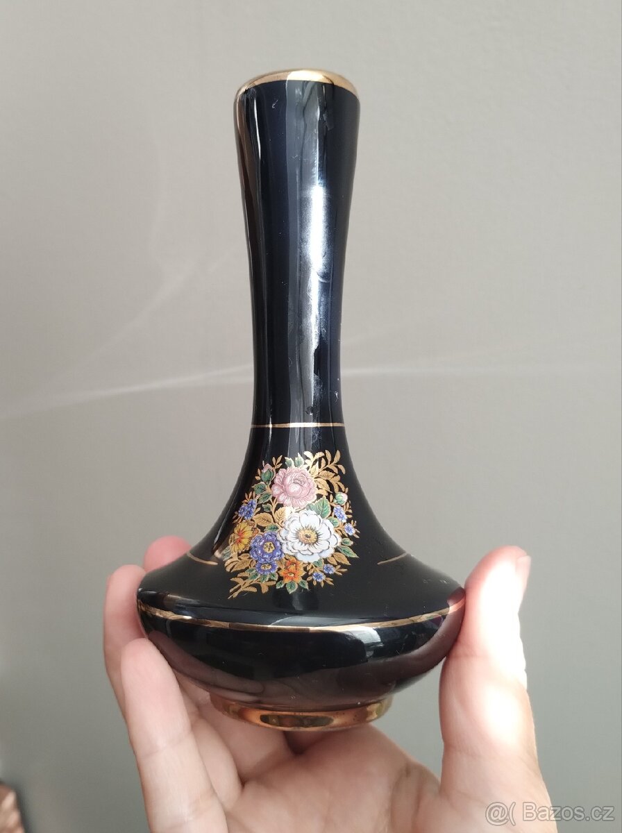 Porcelánová vázička z Řecka - 2