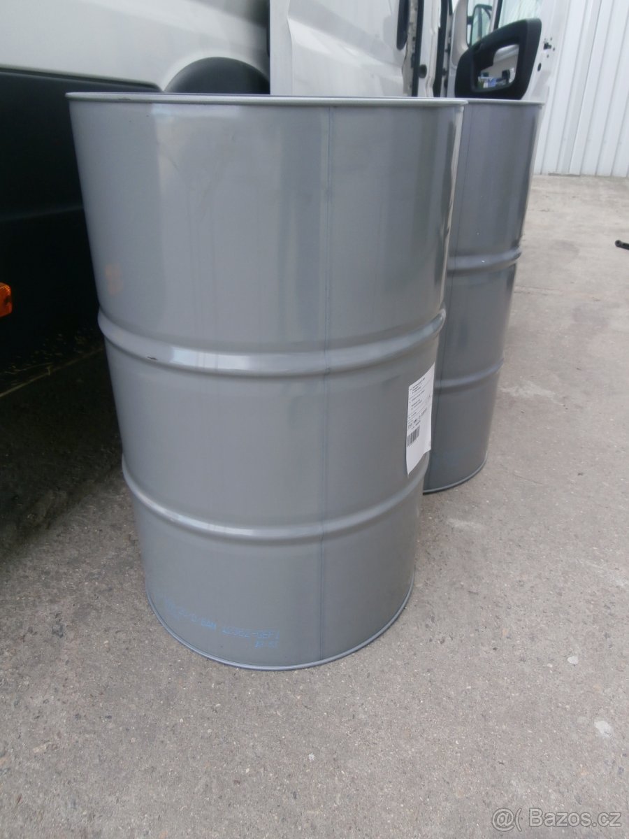 Sudy plechové 200 l od olejů lakované nepoškozené za 300 kč - 2