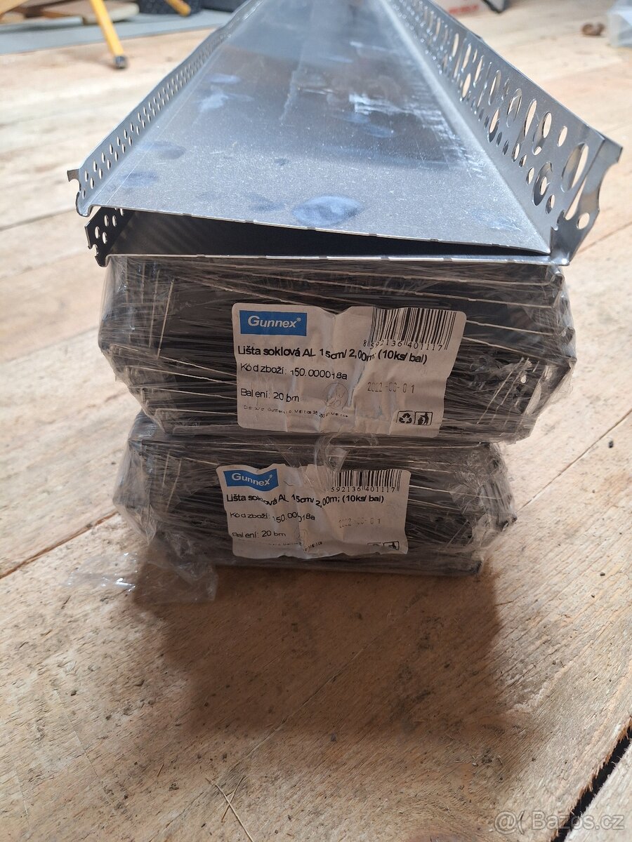 Zakládací lišta na fasadu 15 cm - 2