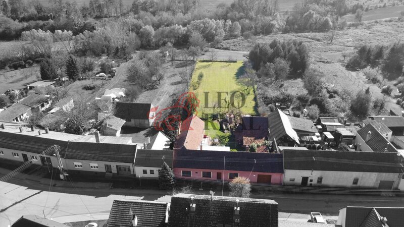 Prodej prostorného RD, užitná plocha 136 m2 a pozemek 2894 m - 2